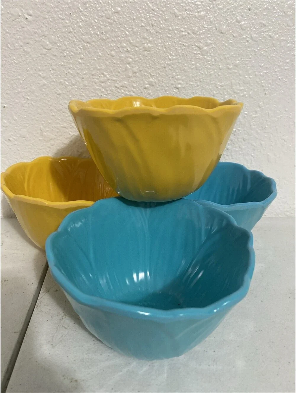 4) Pier 1 2Yellow 2blue 12 Oz Melamine Bowls Flower Petals Dessert Dipping Prep